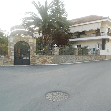 Assimakis Hotel Finikounda Exterior foto