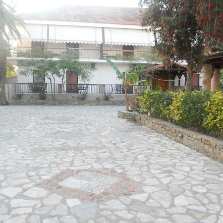 Assimakis Hotel Finikounda Exterior foto