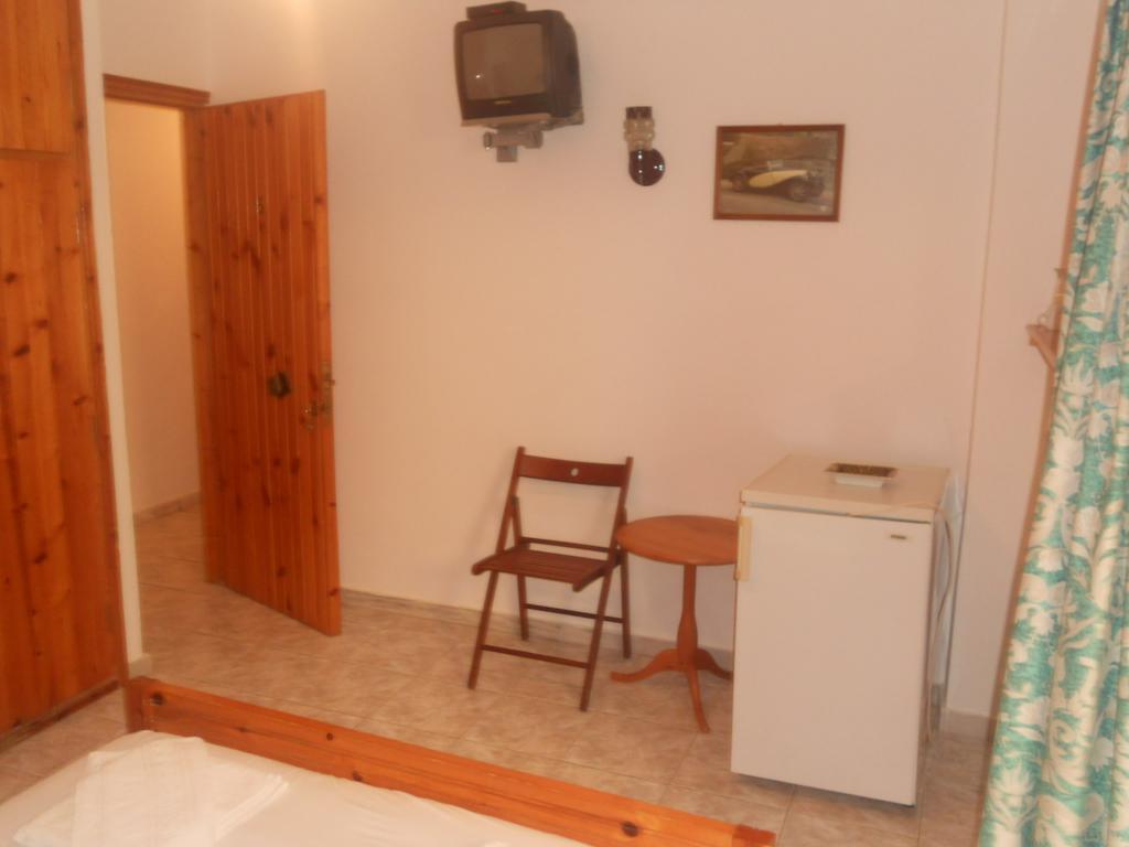 Assimakis Hotel Finikounda Zimmer foto